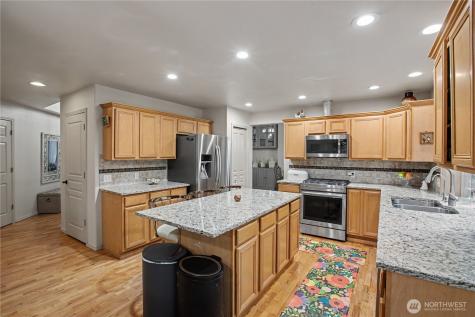 417 SW 353rd Street Federal Way WA 98023