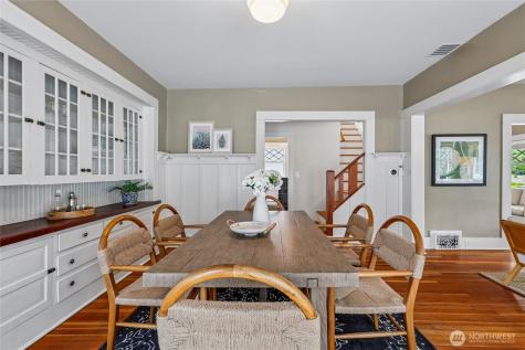 4015 Ashworth Avenue N Seattle WA 98103