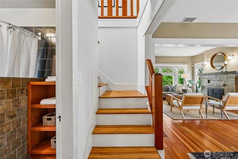 4015 Ashworth Avenue N Seattle WA 98103