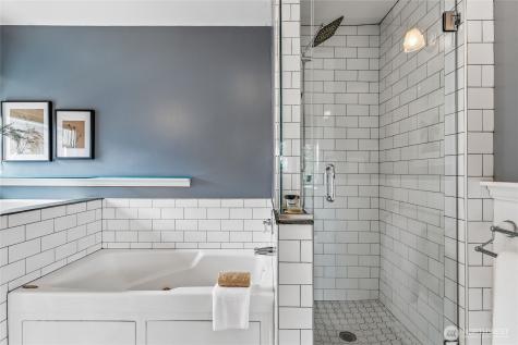 4015 Ashworth Avenue N Seattle WA 98103