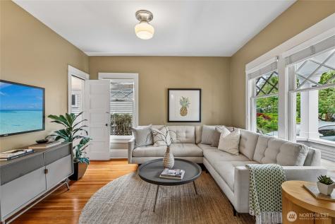 4015 Ashworth Avenue N Seattle WA 98103