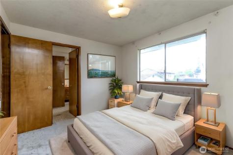 10716 102nd Street SW Tacoma WA 98498