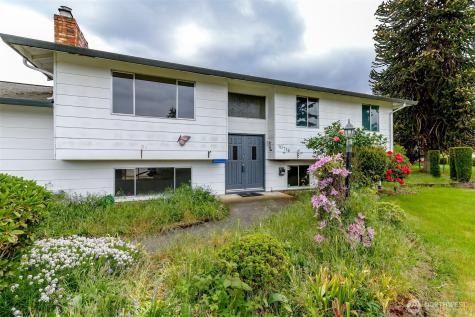10716 102nd Street SW Tacoma WA 98498