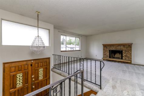 10716 102nd Street SW Tacoma WA 98498
