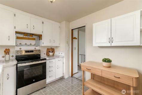 10716 102nd Street SW Tacoma WA 98498