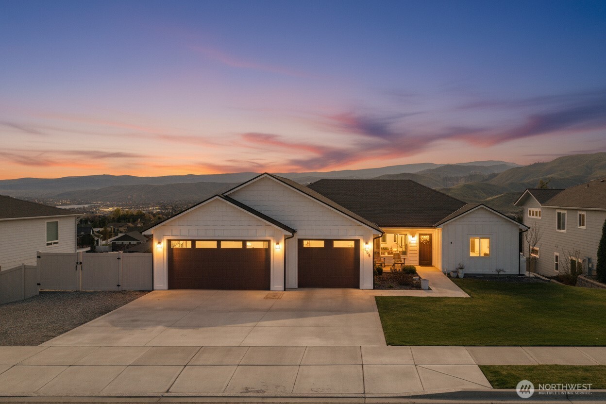885 Autumn Crest Drive Wenatchee WA 98801