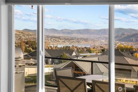 885 Autumn Crest Drive Wenatchee WA 98801