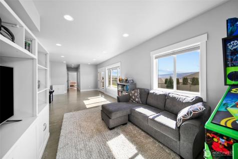 885 Autumn Crest Drive Wenatchee WA 98801