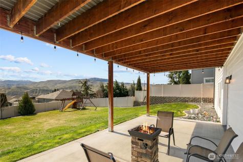 885 Autumn Crest Drive Wenatchee WA 98801