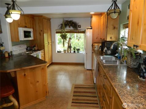 44 Bonaparte Avenue Tonasket WA 98855