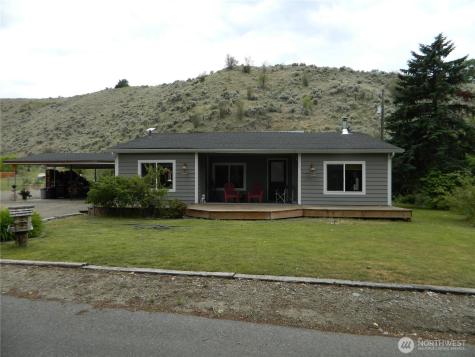 44 Bonaparte Avenue Tonasket WA 98855
