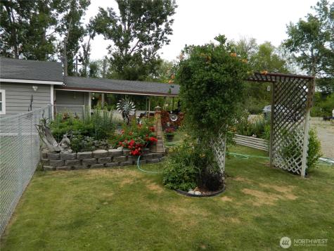 44 Bonaparte Avenue Tonasket WA 98855