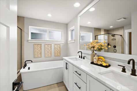 201 156th Place SW Lynnwood WA 98087