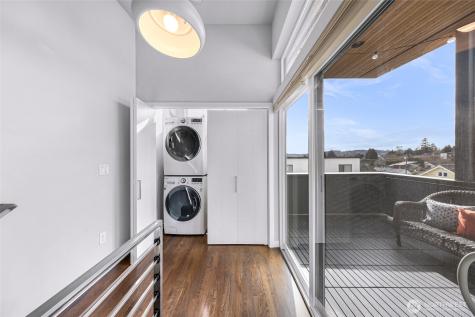 2661 NW 64th Street Seattle WA 98107