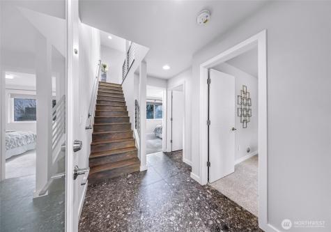 2661 NW 64th Street Seattle WA 98107