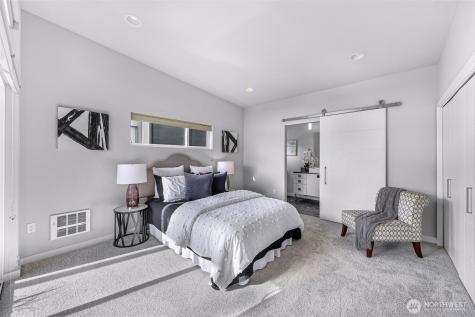 2661 NW 64th Street Seattle WA 98107