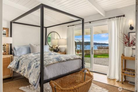 27584 Anchor Place NW Poulsbo WA 98370