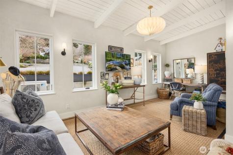 27584 Anchor Place NW Poulsbo WA 98370