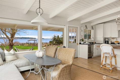 27584 Anchor Place NW Poulsbo WA 98370