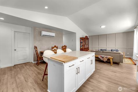 2003 Apple Road Winlock WA 98596