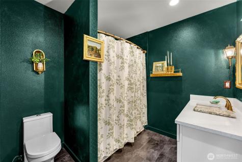 2003 Apple Road Winlock WA 98596