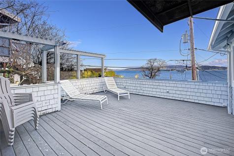 641 Maple Grove Road Camano Island WA 98282