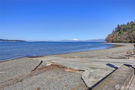 641 Maple Grove Road Camano Island WA 98282