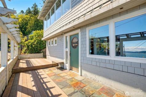 641 Maple Grove Road Camano Island WA 98282