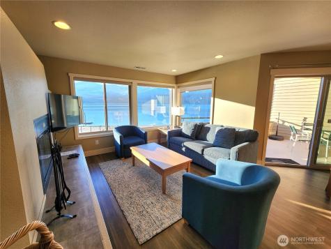 1 Lakeside 707-n Manson WA 98831