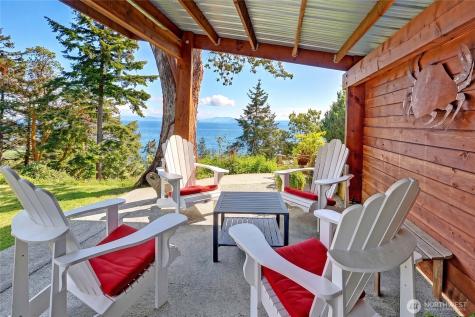 620 Moe Road Camano Island WA 98282