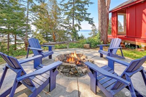 620 Moe Road Camano Island WA 98282