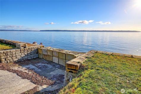 620 Moe Road Camano Island WA 98282