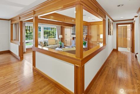 7830 80th Place SE Mercer Island WA 98040