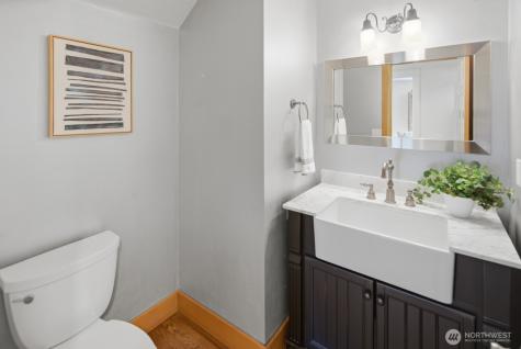 7830 80th Place SE Mercer Island WA 98040