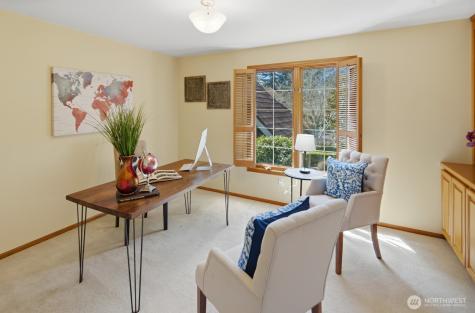 7830 80th Place SE Mercer Island WA 98040