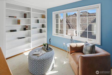 7830 80th Place SE Mercer Island WA 98040