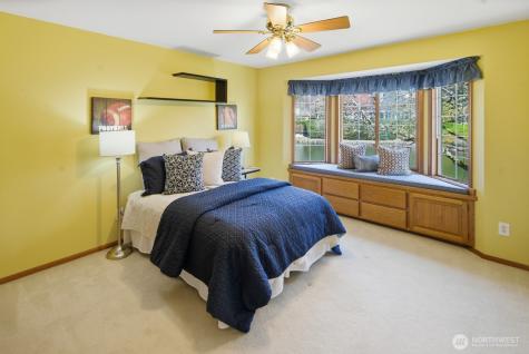 7830 80th Place SE Mercer Island WA 98040