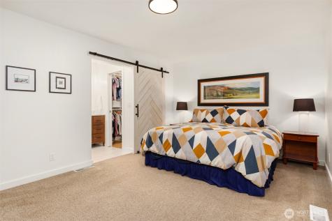 10621 Battle Point Drive NE Bainbridge Island WA 98110