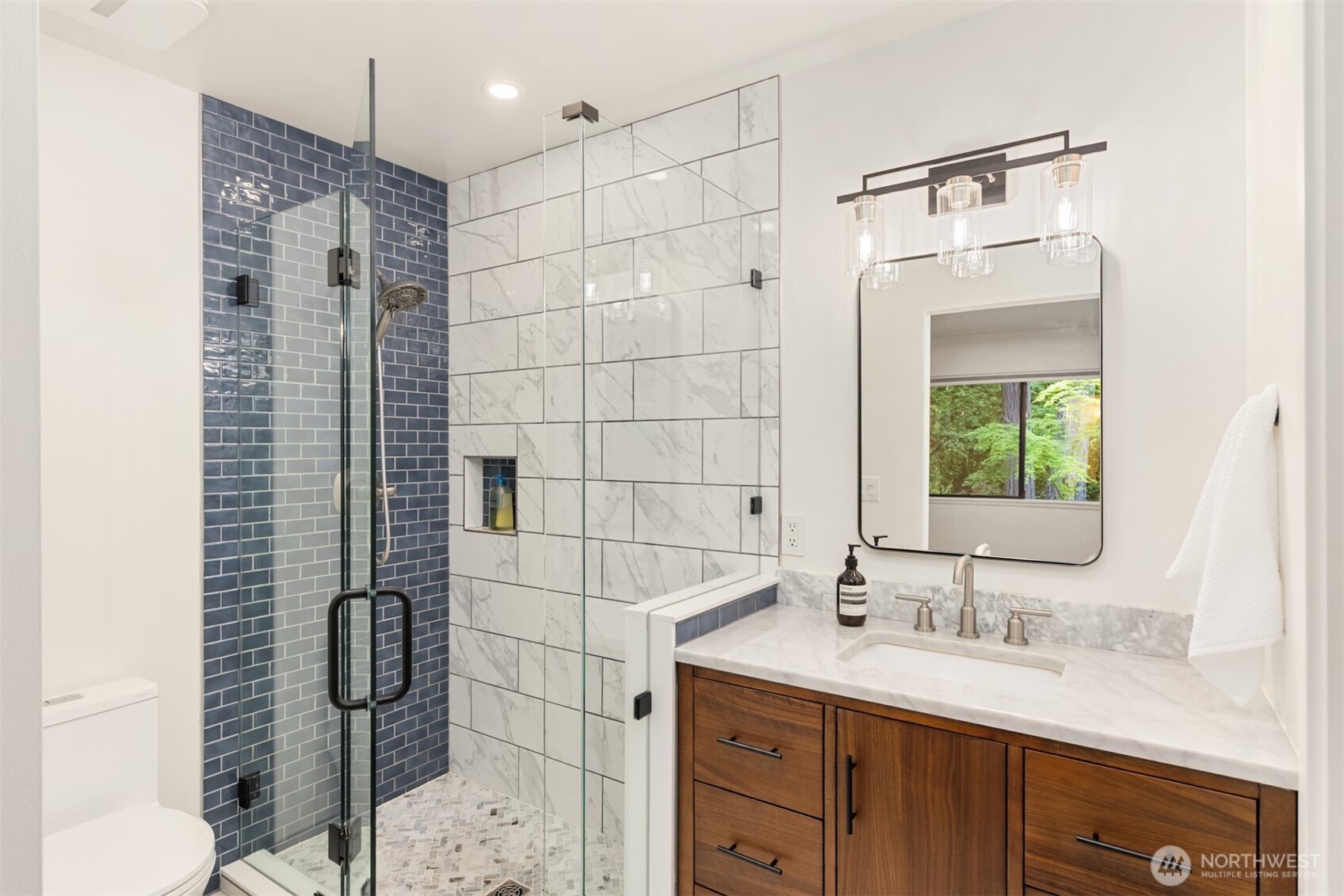 10621 Battle Point Drive NE Bainbridge Island WA 98110