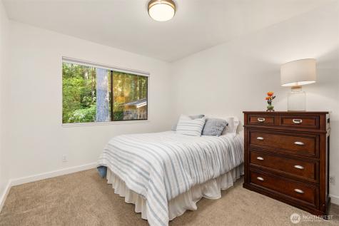 10621 Battle Point Drive NE Bainbridge Island WA 98110
