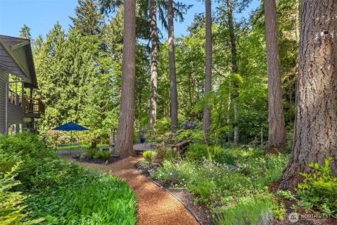 10621 Battle Point Drive NE Bainbridge Island WA 98110