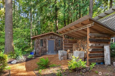 10621 Battle Point Drive NE Bainbridge Island WA 98110