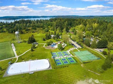 10621 Battle Point Drive NE Bainbridge Island WA 98110