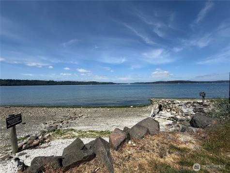 10621 Battle Point Drive NE Bainbridge Island WA 98110