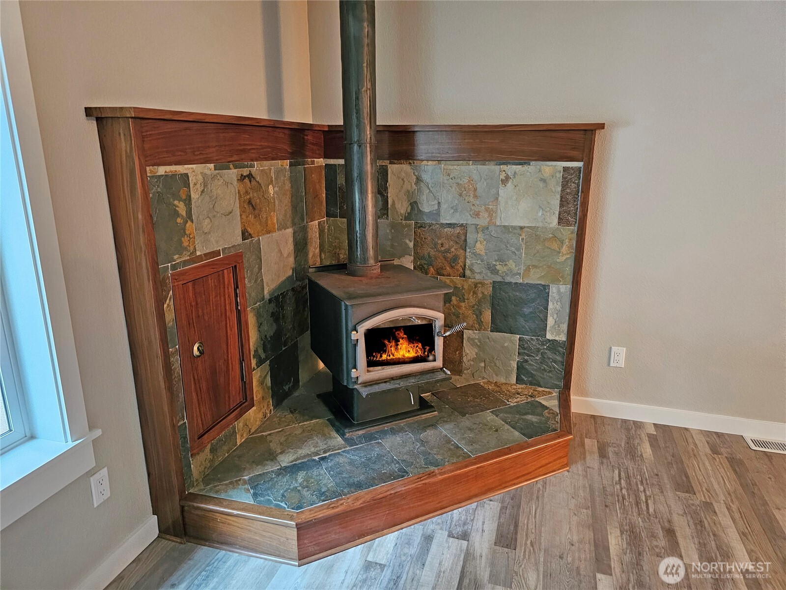 16727 Littlerock Road SW Rochester WA 98579