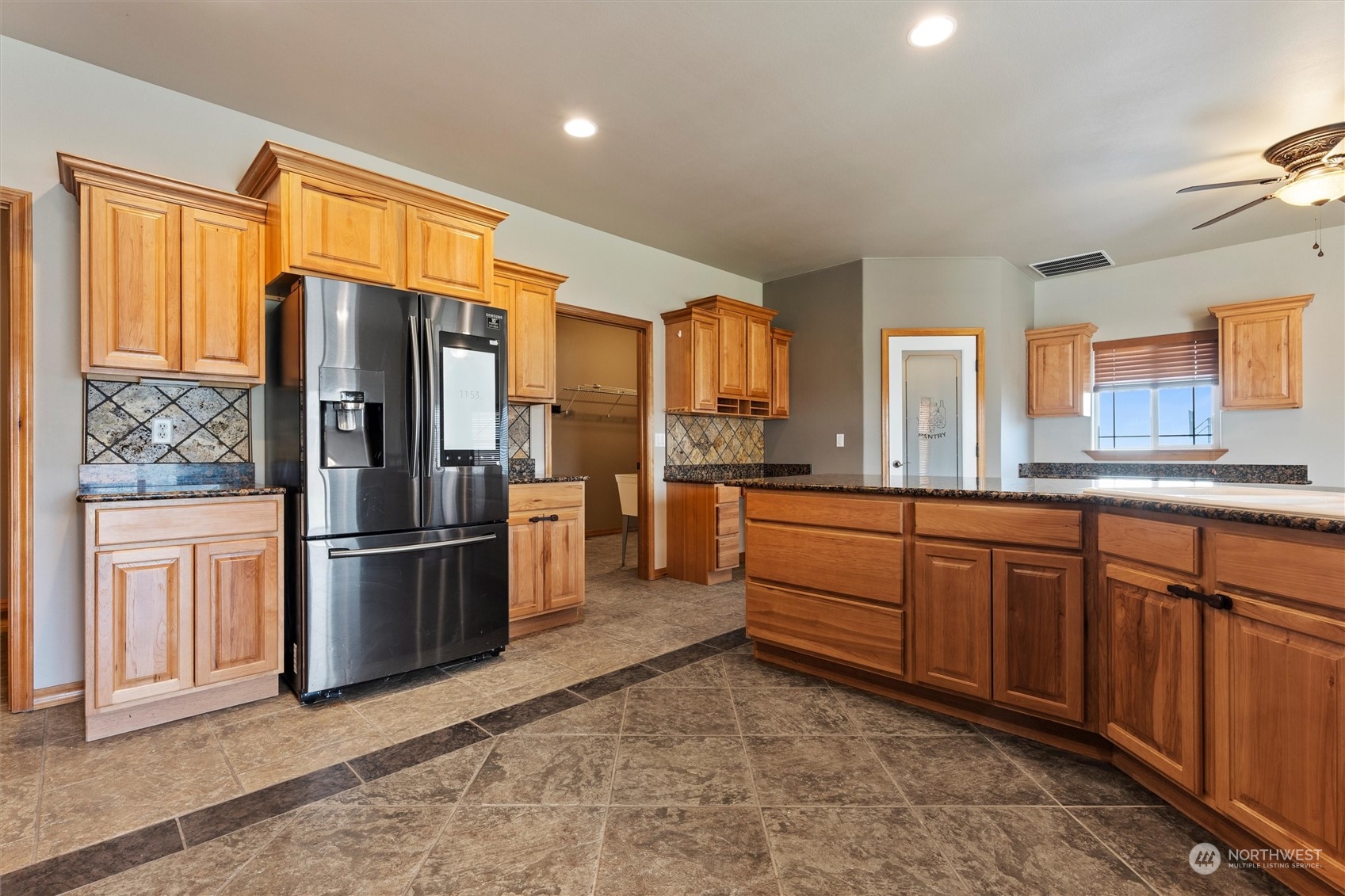 527 Road I.6 NE Moses Lake WA 98837