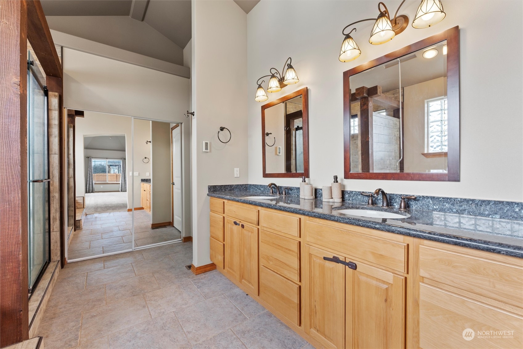 527 Road I.6 NE Moses Lake WA 98837