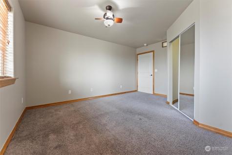 527 Road I.6 NE Moses Lake WA 98837