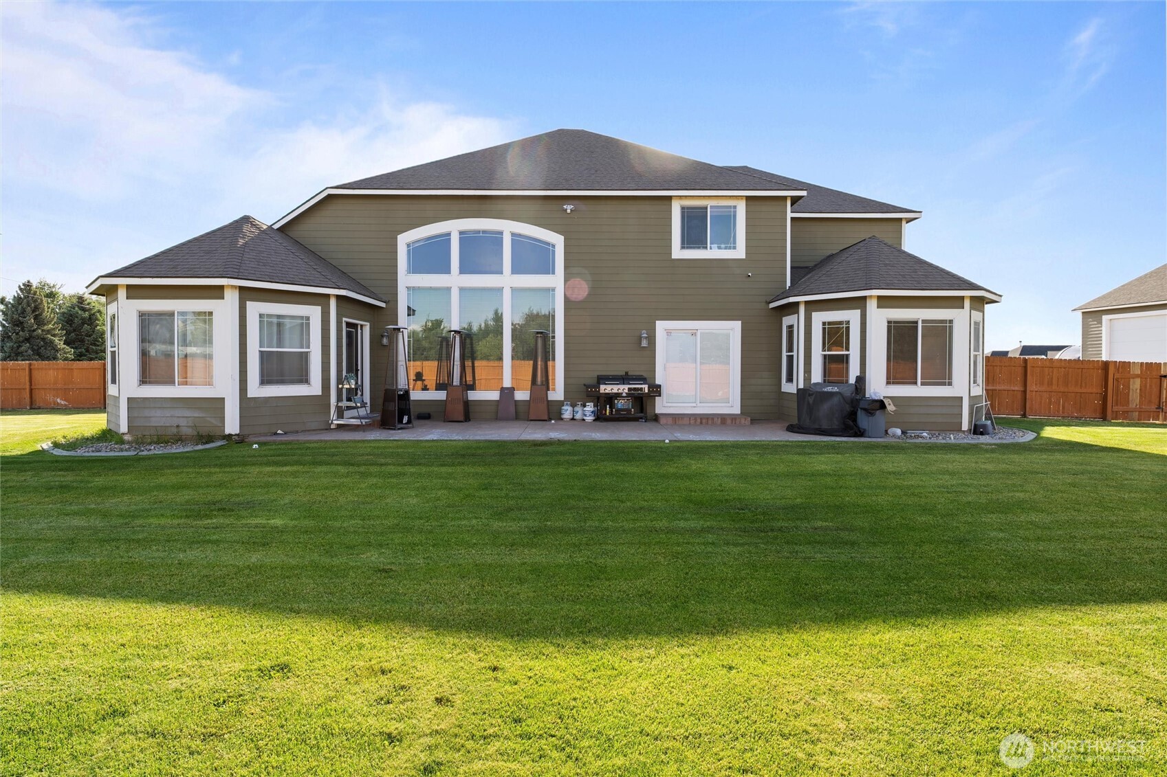 527 Road I.6 NE Moses Lake WA 98837