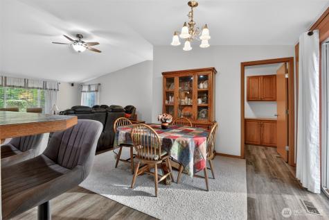 2830 SW Christmas Tree Lane Port Orchard WA 98367